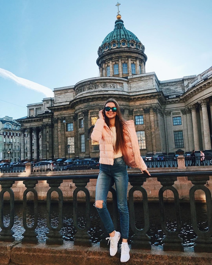 Alisa Kirpichnikova Alisa Kirpichnikova