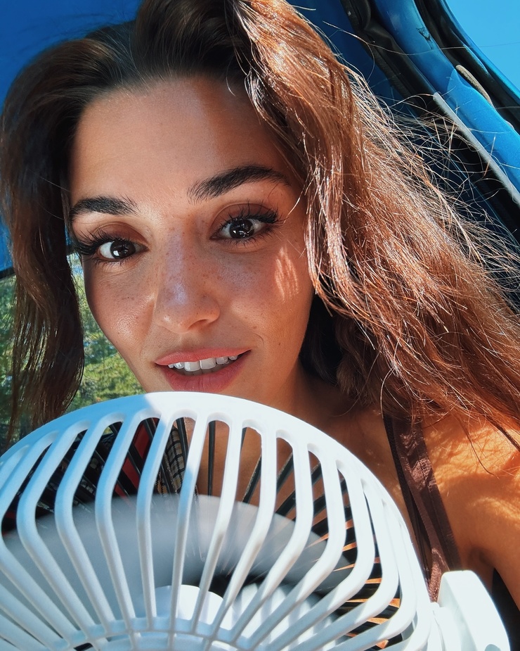 Hande Erçel