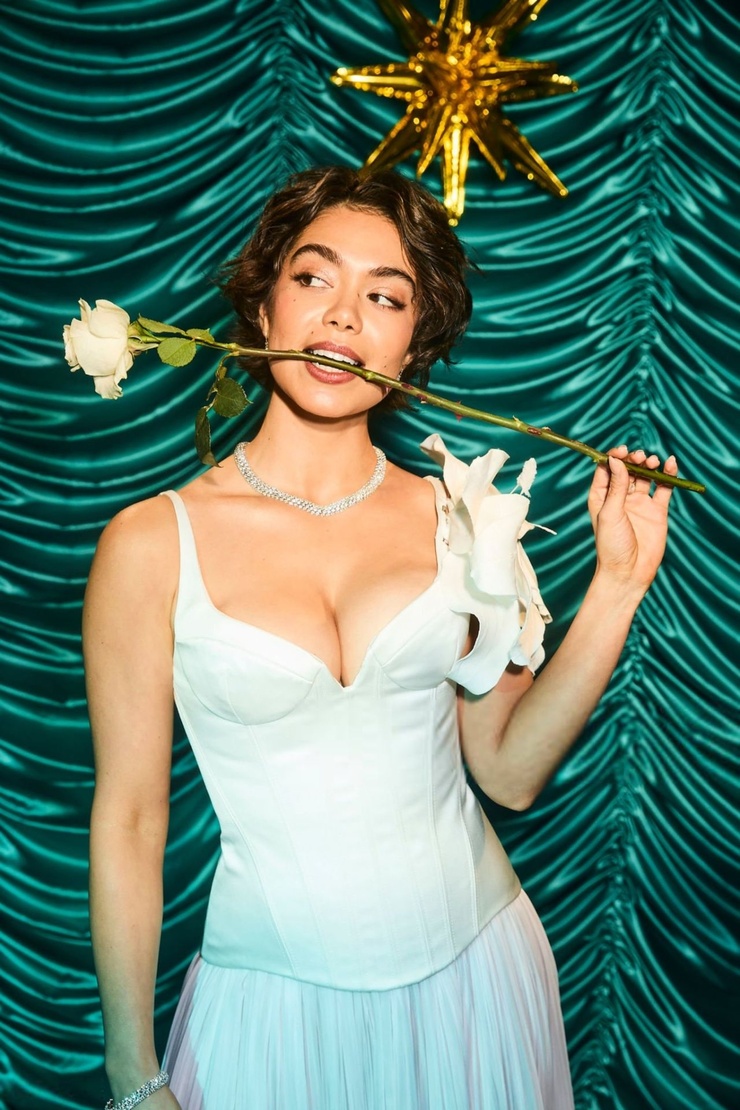 Auli'i Cravalho Auli'i Cravalho