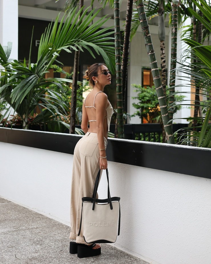 Luana Barron Luana Barron