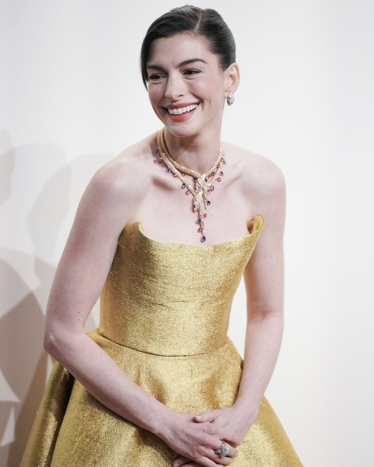 Anne Hathaway Anne Hathaway