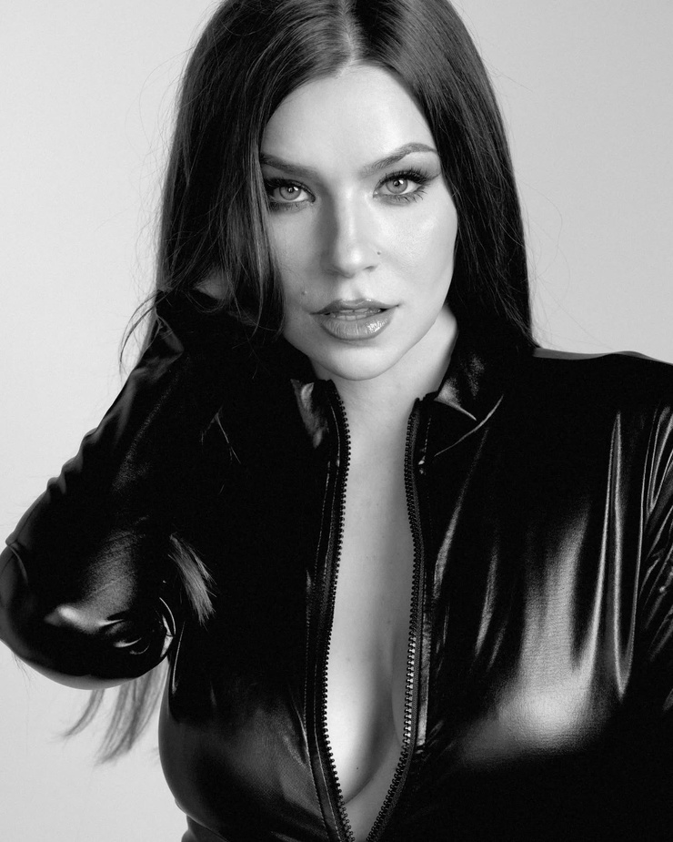 Stephanie Manescu