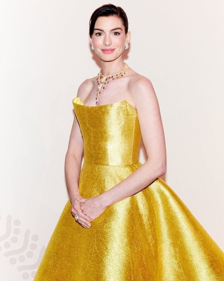 Anne Hathaway Anne Hathaway