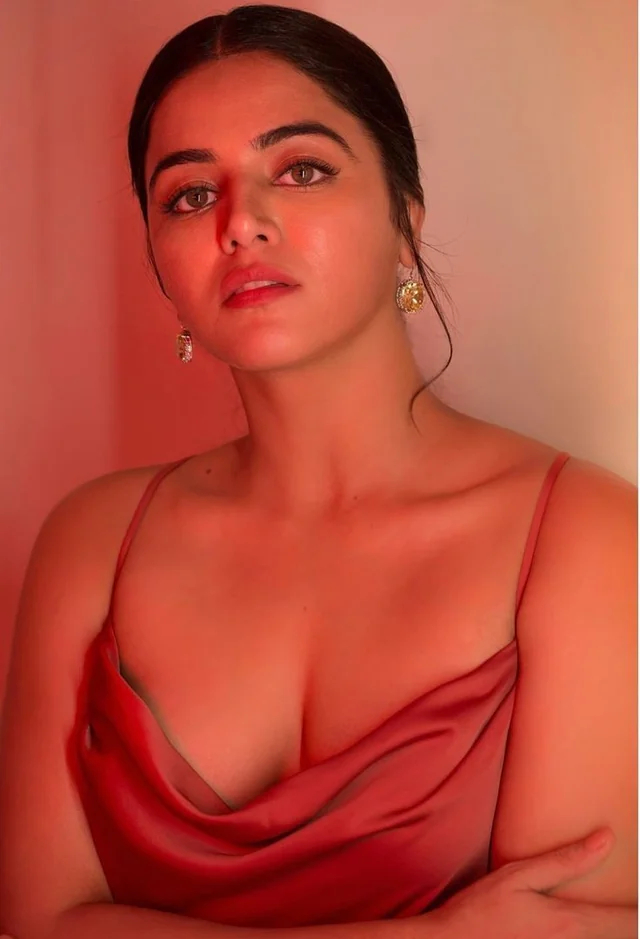 Wamiqa Gabbi