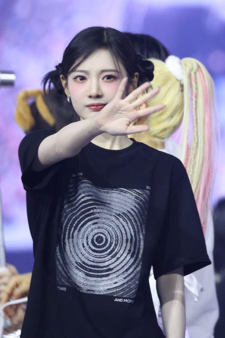 Yizhuo Ning