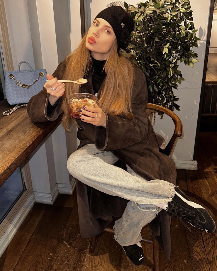 Xenia Tchoumitcheva Xenia Tchoumitcheva