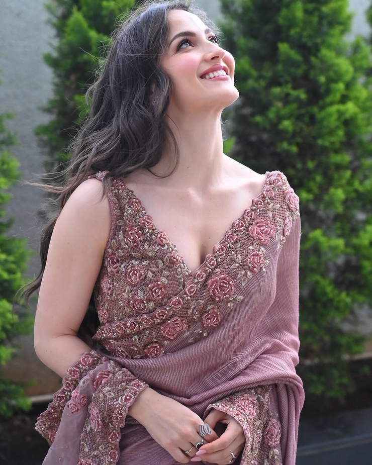 Elli Avram