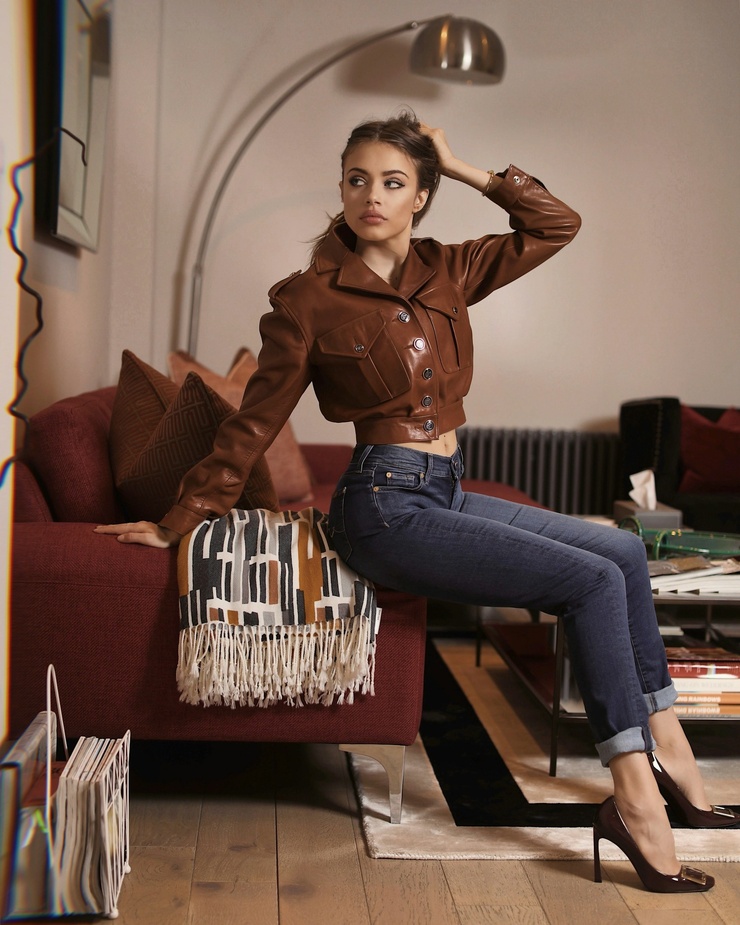 Xenia Tchoumitcheva Xenia Tchoumitcheva