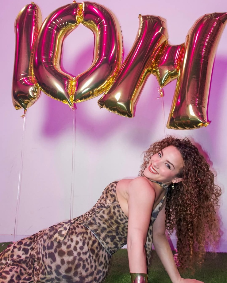 Sofie Dossi