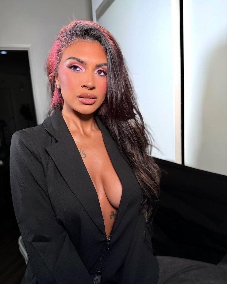 Paula DeAnda