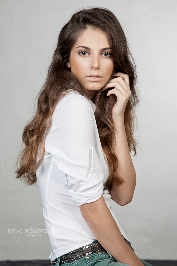 Mira Zeka
