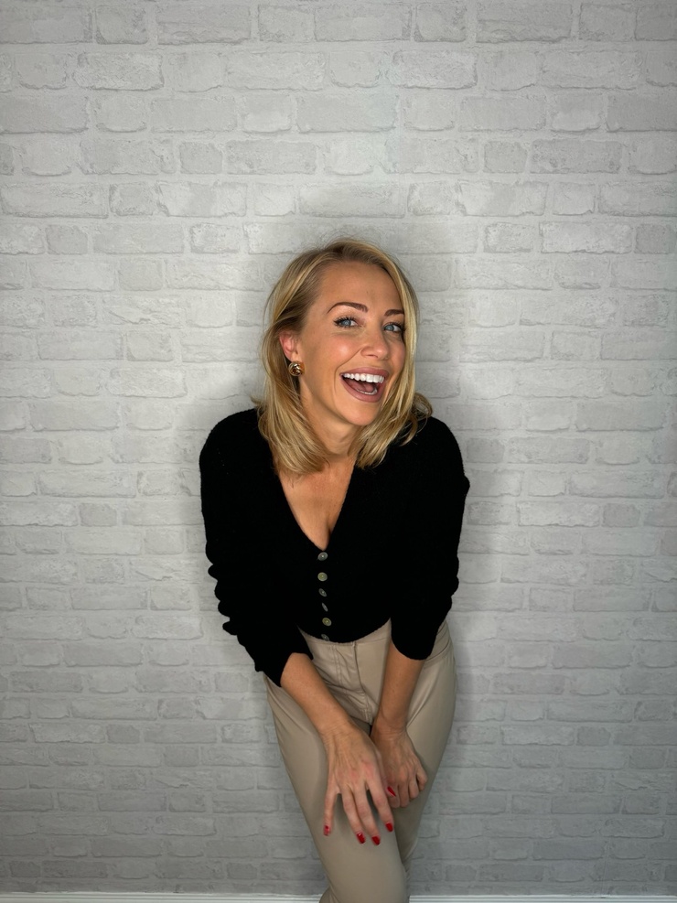 Laura Hamilton