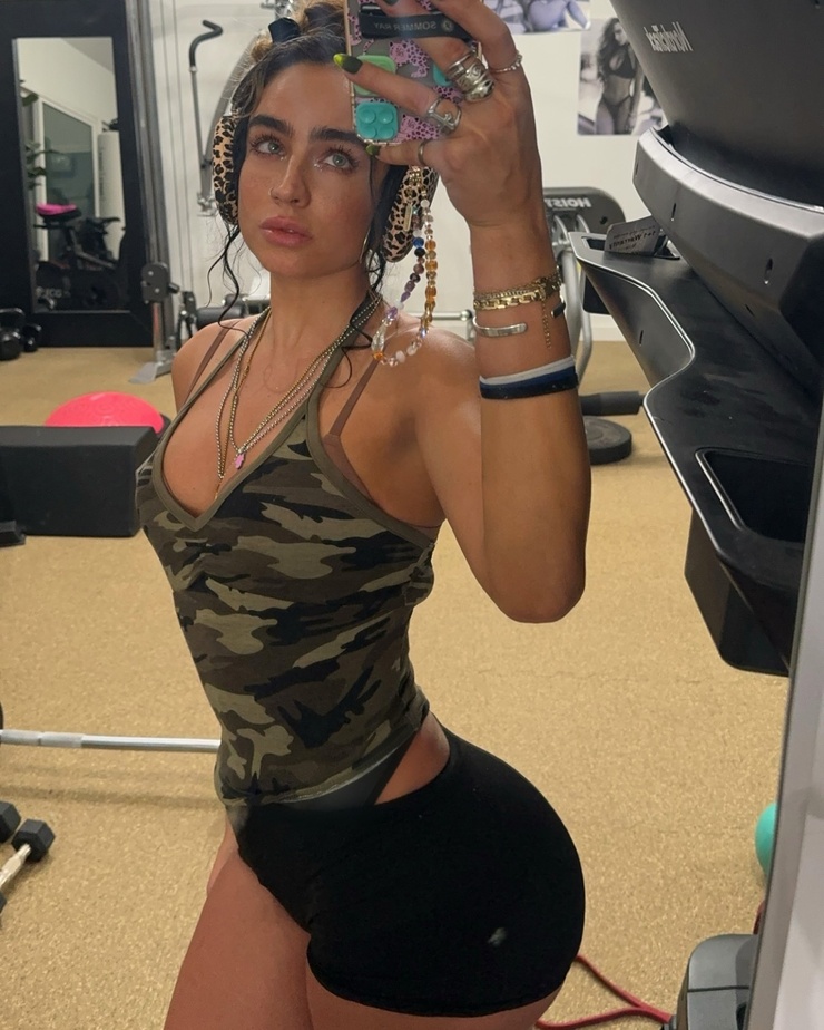 Sommer Ray