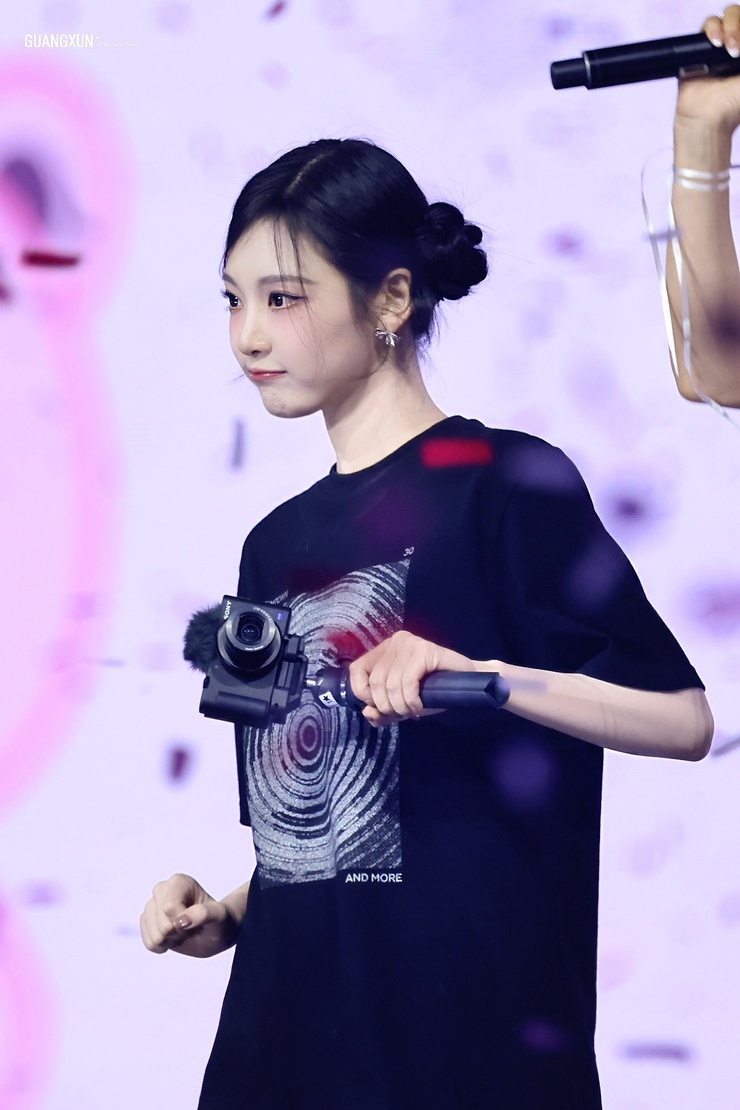 Yizhuo Ning