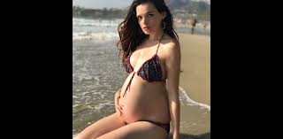 Roxane Mesquida Roxane Mesquida