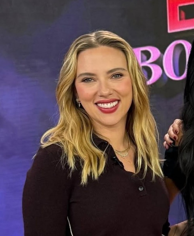 Scarlett Johansson Scarlett Johansson