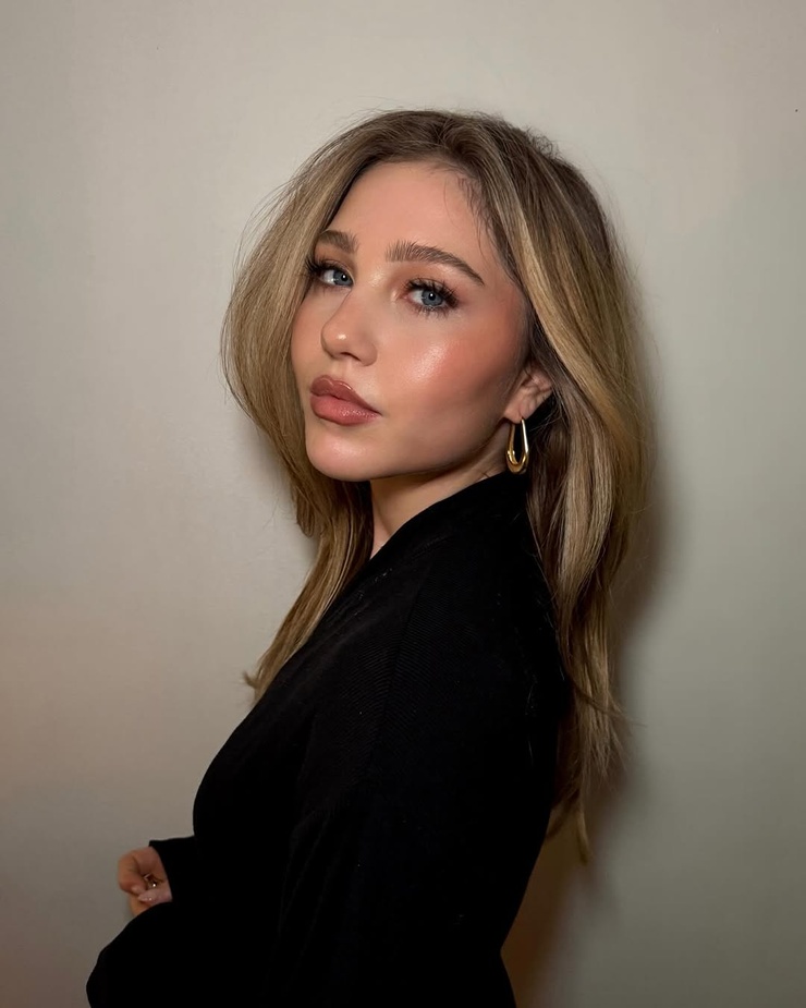 Ella Anderson
