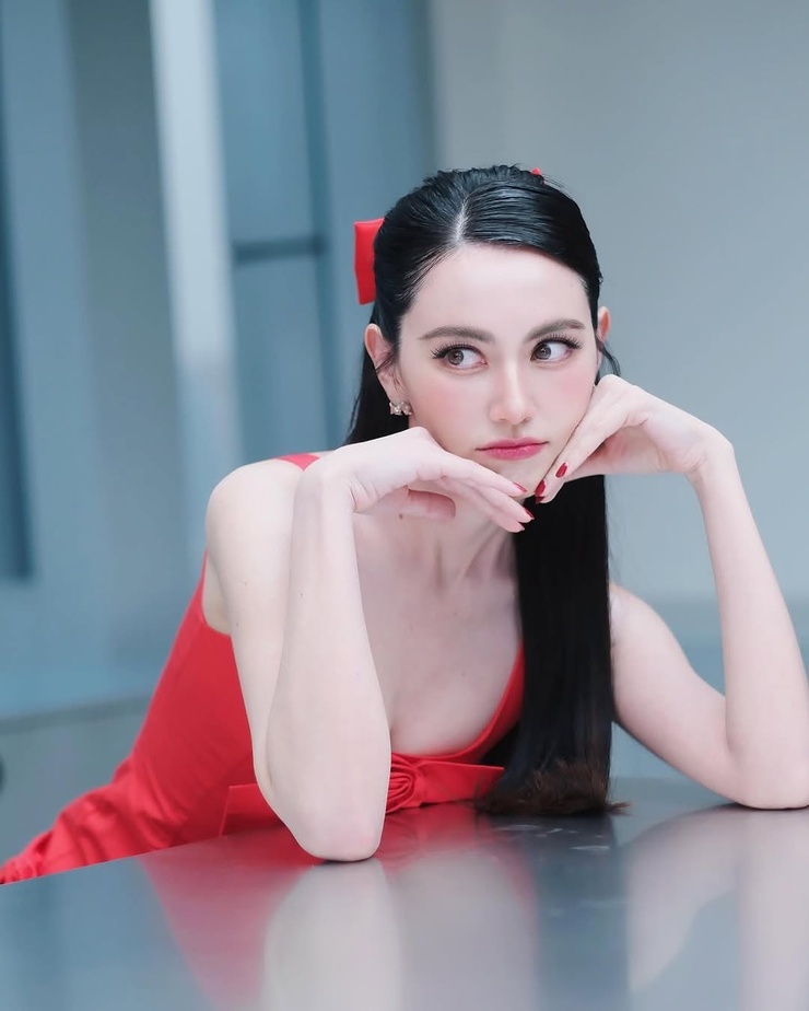 Davika Hoorne