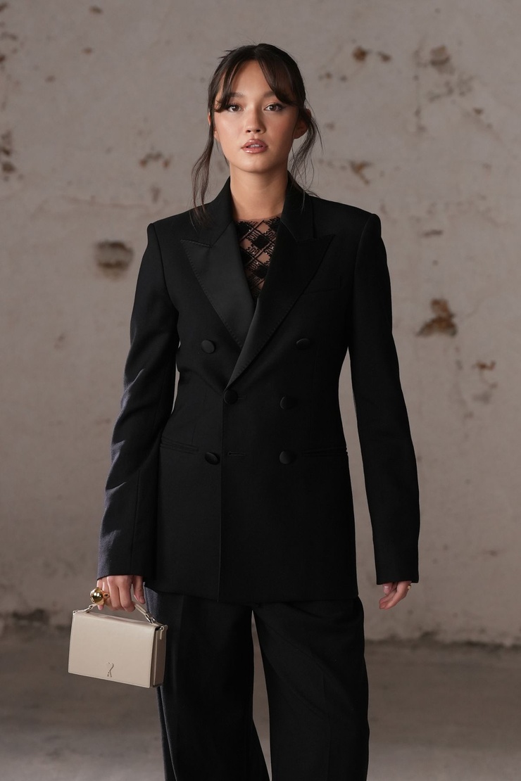 Lily Chee