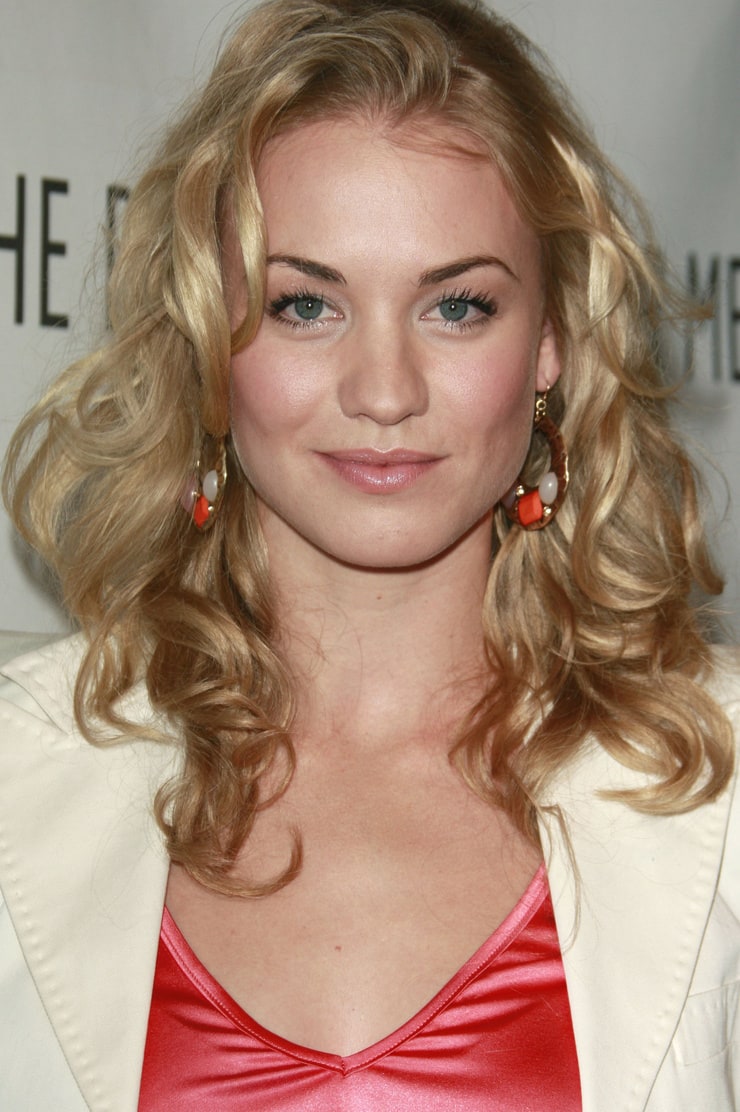 Yvonne Strahovski