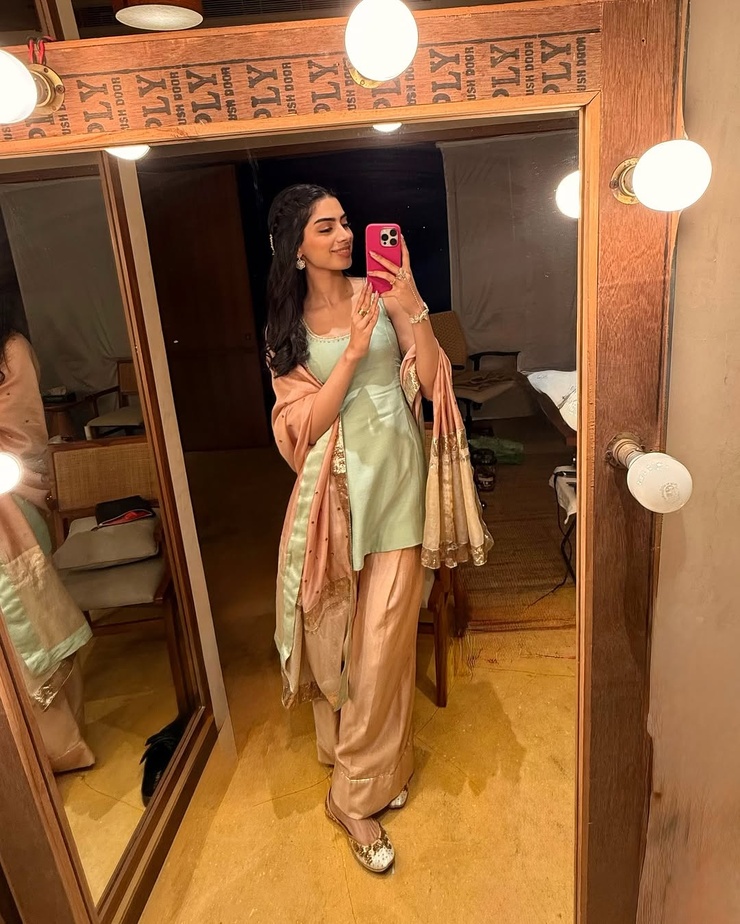Khushi Kapoor