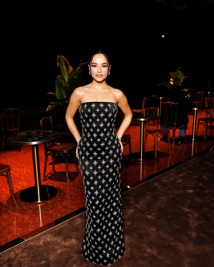 Becky G.