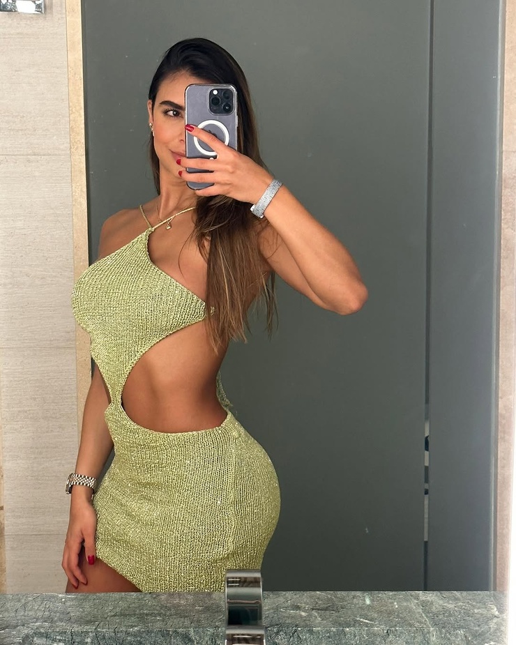 DANIELA MEDINA