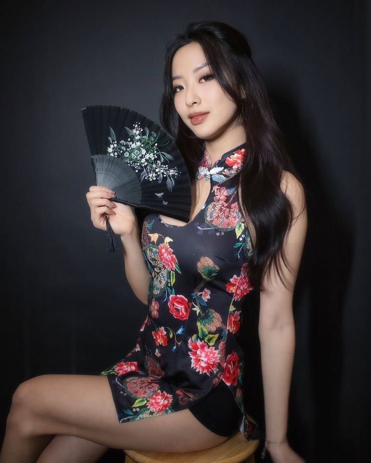 Winnie Chang (model)