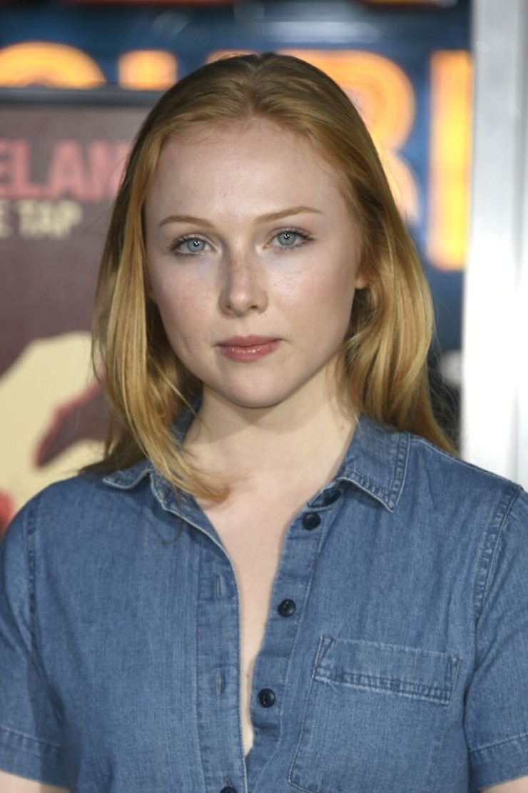 Molly C Quinn Nudefeed