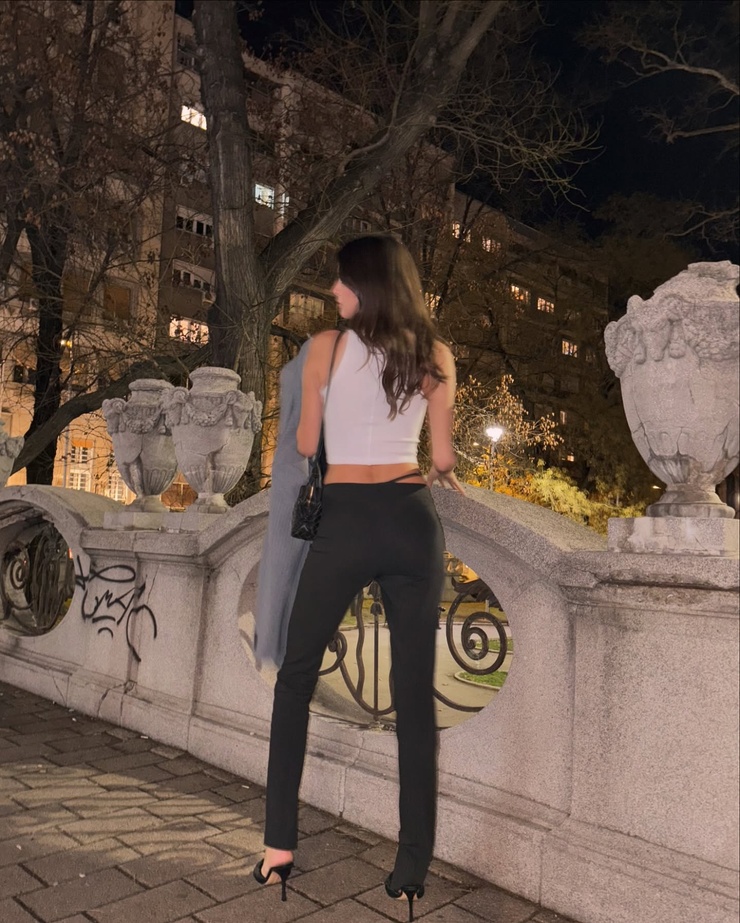 Bojana Krsmanovic Bojana Krsmanovic