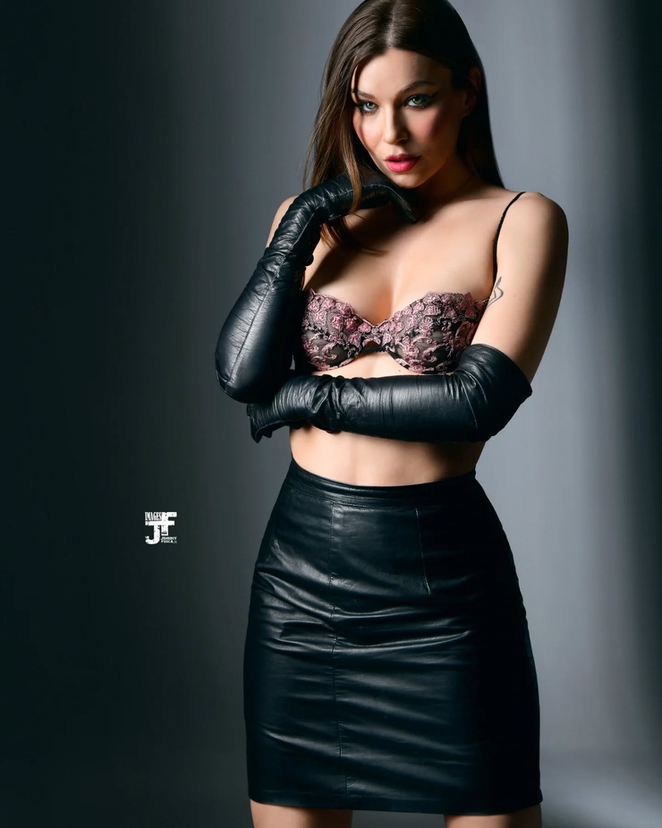 Stephanie Manescu