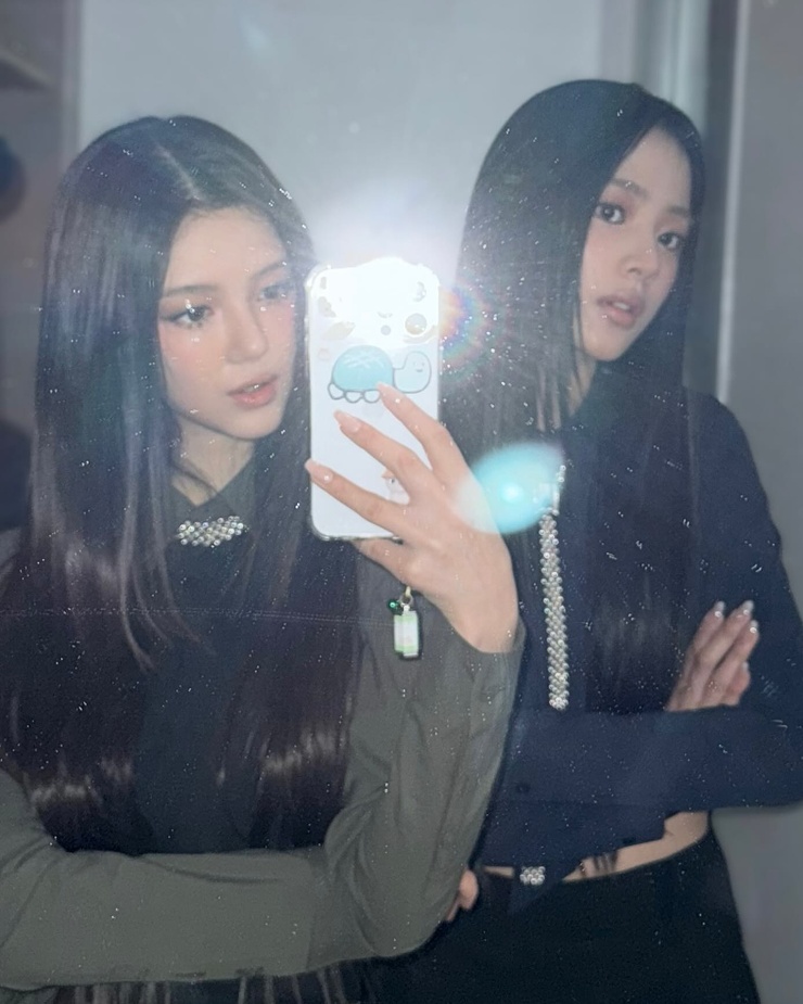 NewJeans