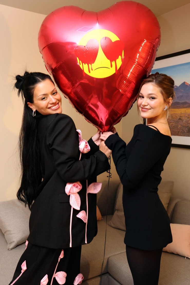 Olivia Holt