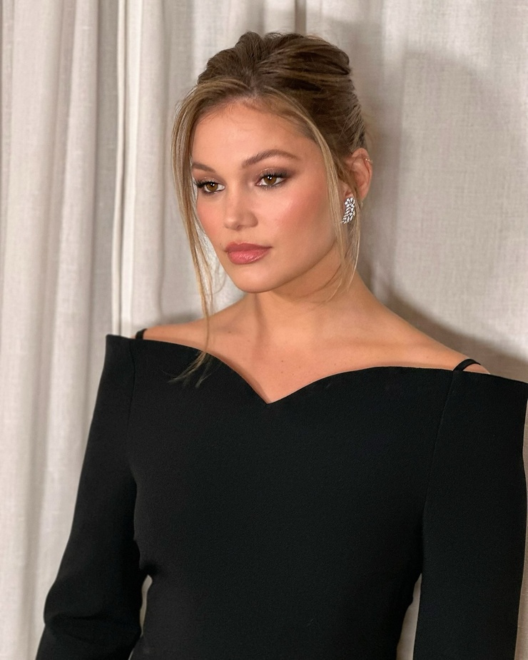 Picture of Olivia Holt