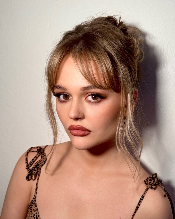Emily Alyn Lind Emily Alyn Lind
