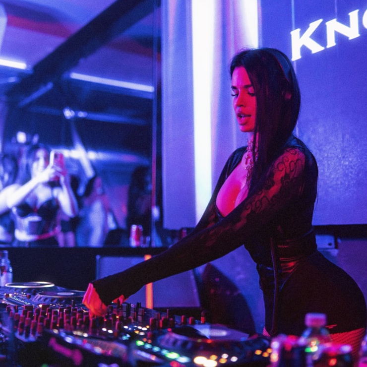 Ivana Knöll
