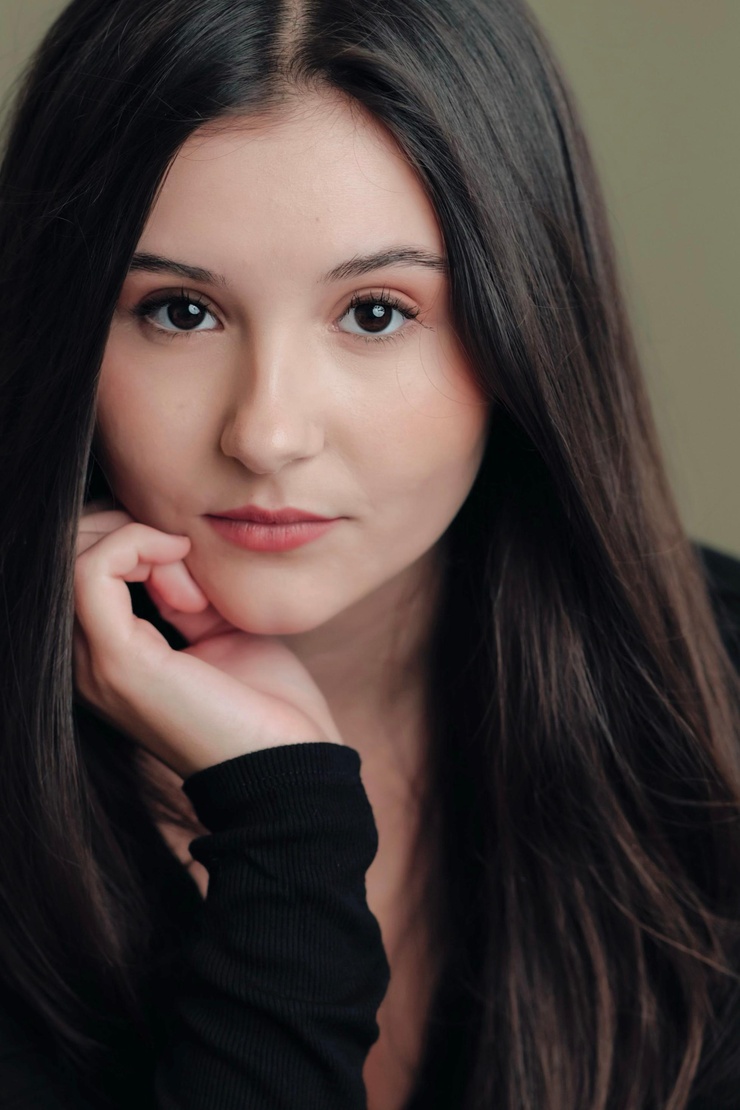 Eva Ariel Binder