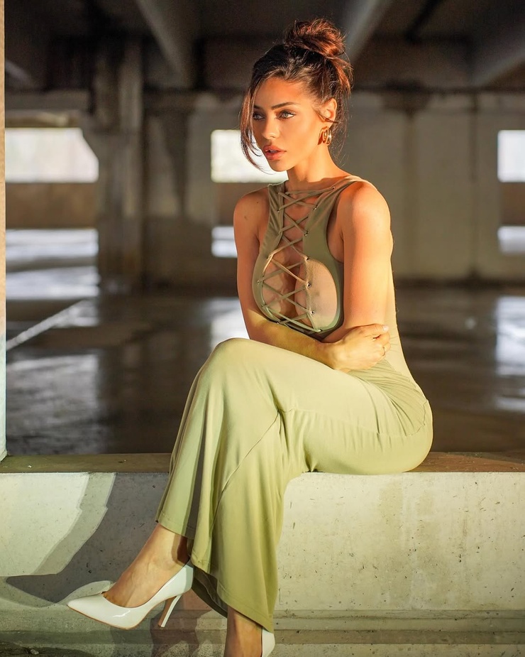 Dina Khalil Dina Khalil