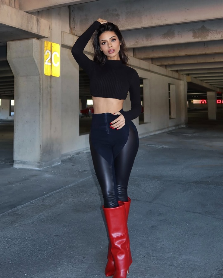 Dina Khalil