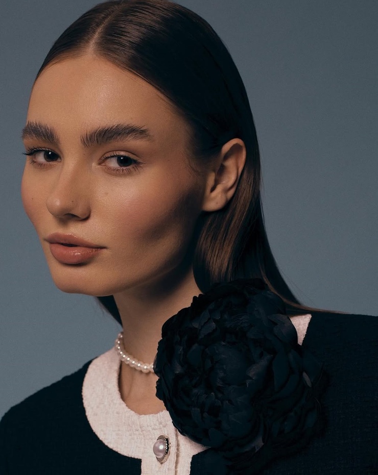 Alexandra Pletynova Alexandra Pletynova