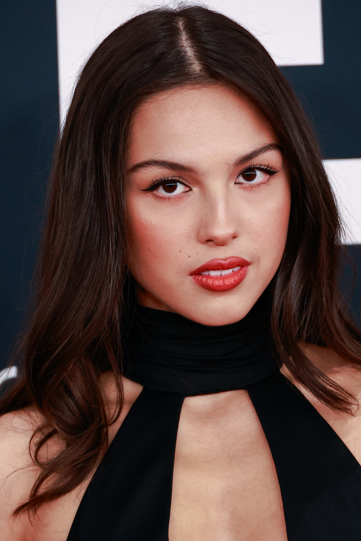 olivia-rodrigo-picture