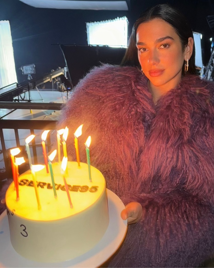 Dua Lipa