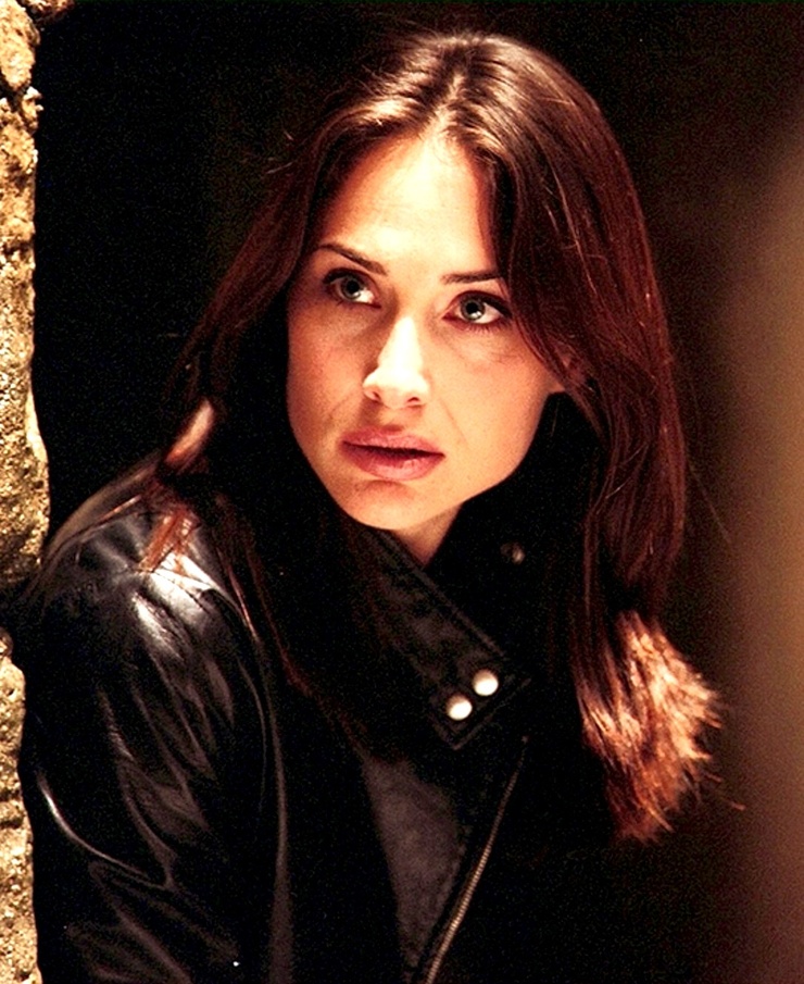 Claire Forlani