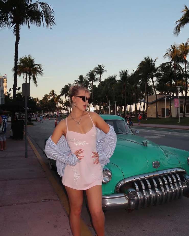 Loren Gray Loren Gray