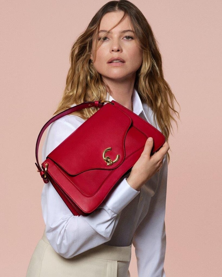 Behati Prinsloo