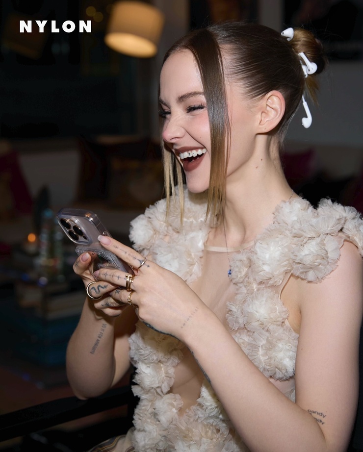 Dove Cameron