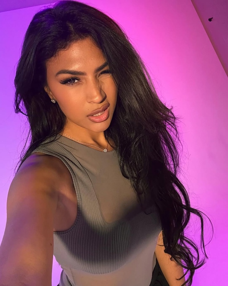 Paula DeAnda