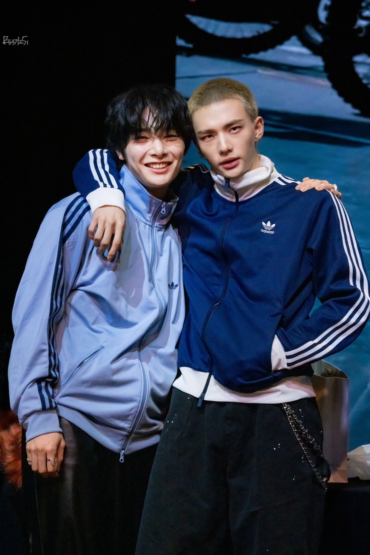 Stray Kids