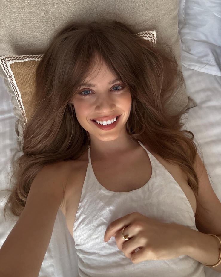 Xenia Tchoumitcheva Xenia Tchoumitcheva