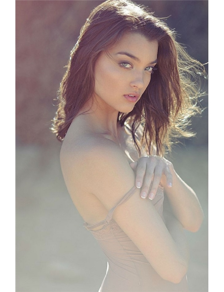 Sarah Simmons